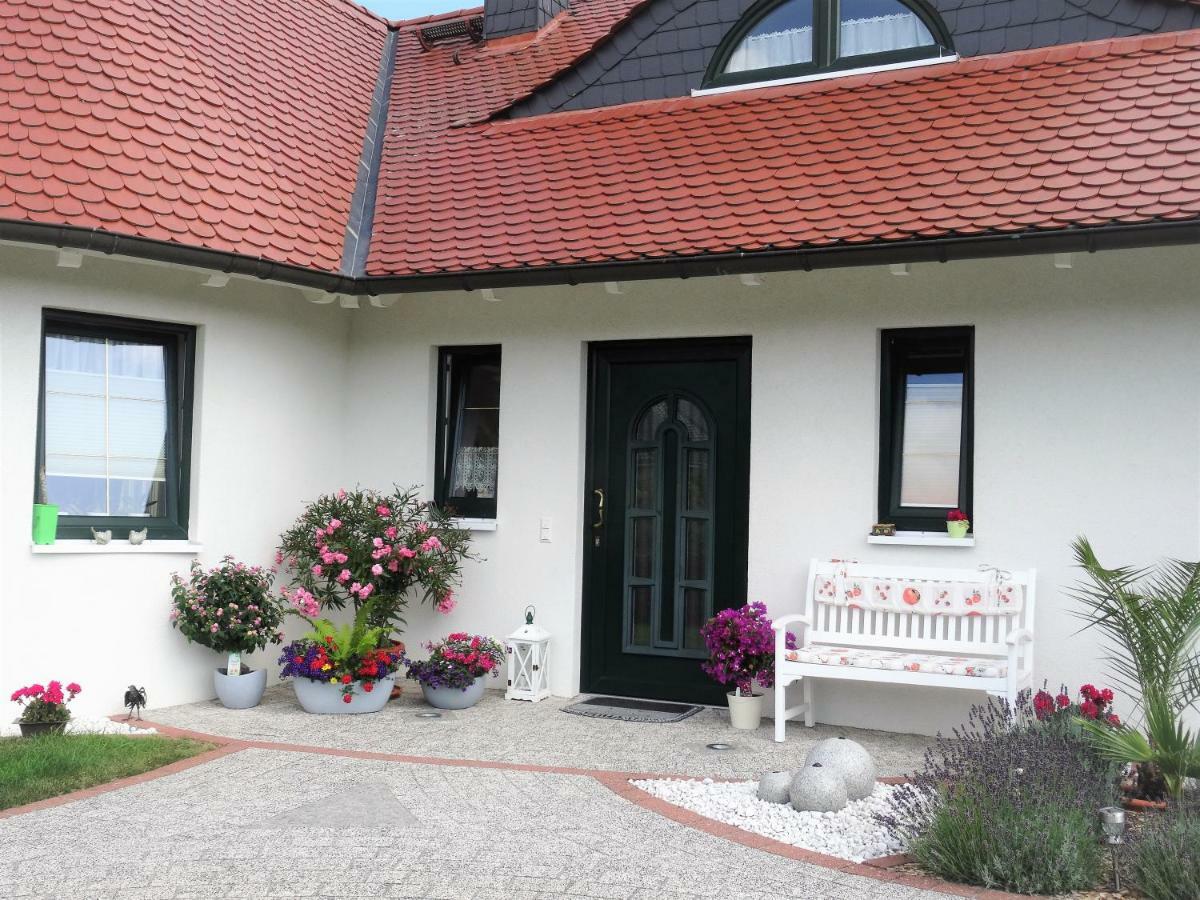 Ferienwohnung Claudia Зиновиц Екстериор снимка
